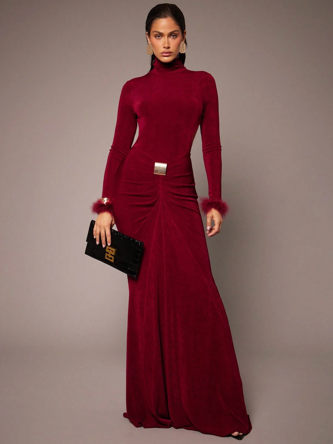 Anaïs Velvet Open-Back Maxi Dress